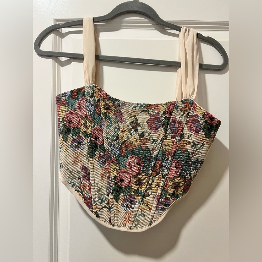 Altar’d State Floral Tapestry Crop Top XS NWT